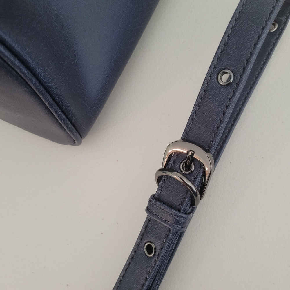 Matt & Nat Mitsuko Small Satchel and Crossbody Bag in Midnight Navy Blue - Picture 10 of 14